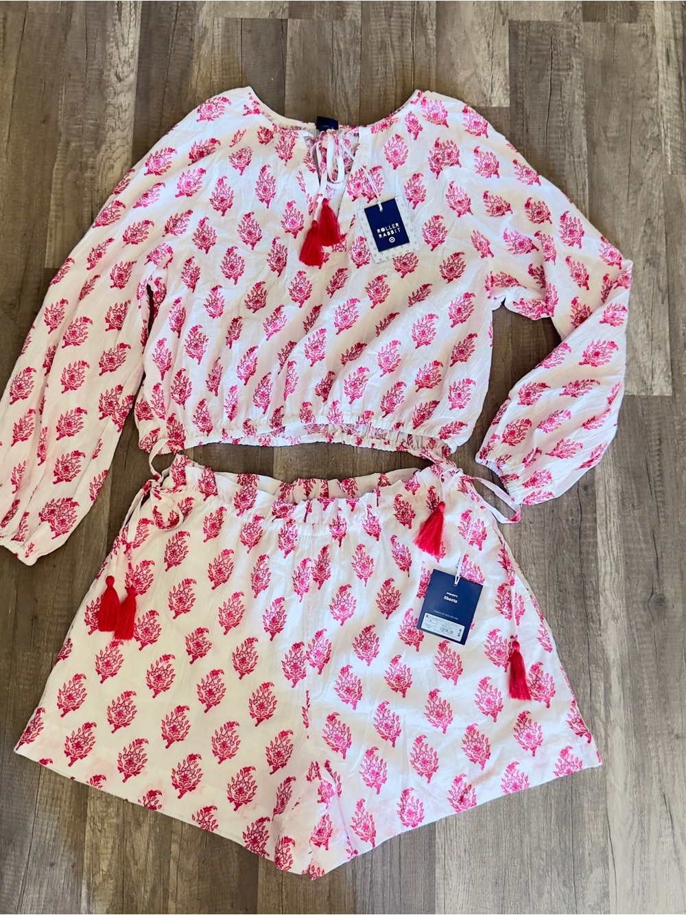 Roller Rabbit x Target Bouquet Side-Tie Beach set Pull-On Shorts & Top - Picture 6 of 12